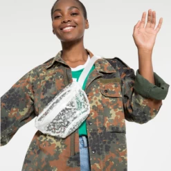 Riñonera Eastpak Springer Splash Transparente Splah Blanco -Tienda De Deportes De Pelota rinonera eastpak springer splash transparente splah blanco 4